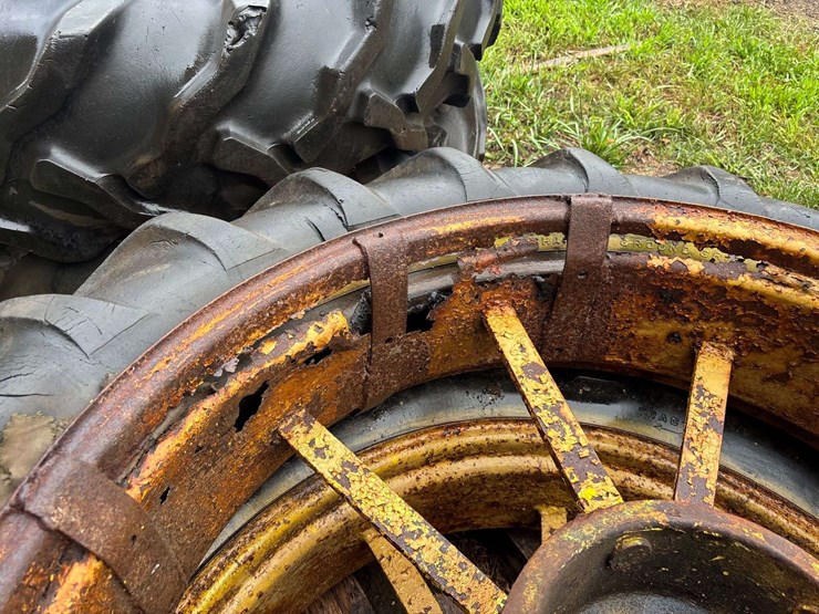 (2)-11-36-tires-on-john-deere-wheels-image-8