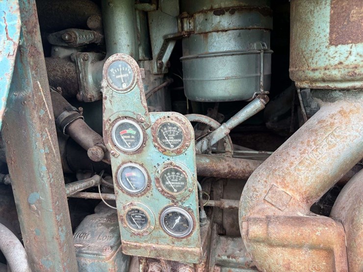 gardner-denver-air-compressor-unit-and-cart-image-28