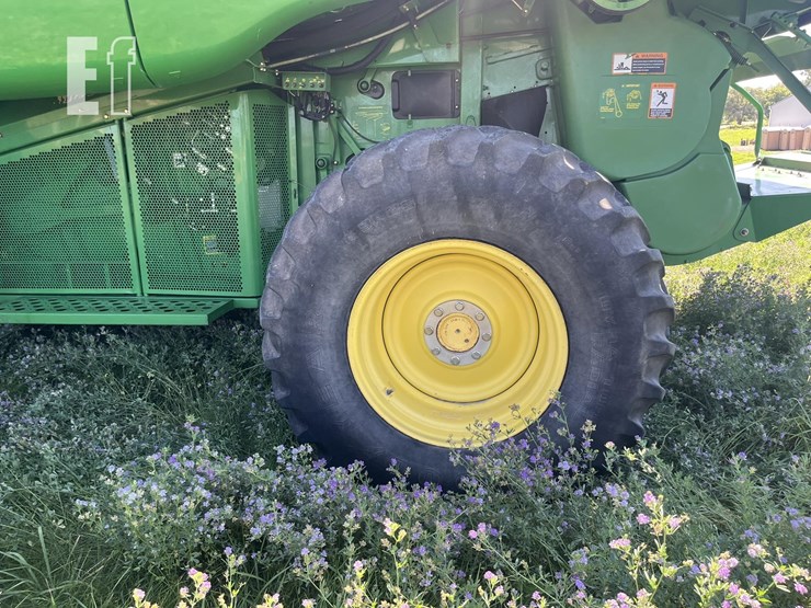 2005-john-deere-9560-sts-image-5