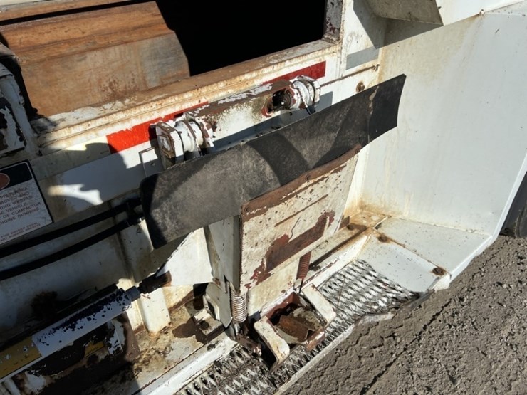 2005-caterpillar-c7-image-18