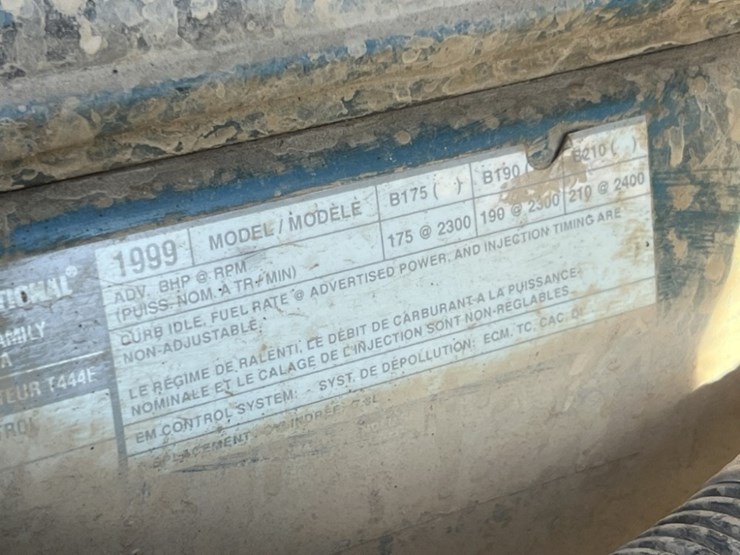 2000-international-4700-image-12