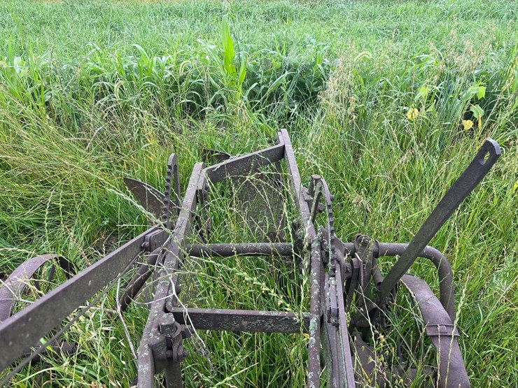 2-bottom-14”-plow-image-23