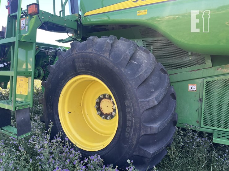 2005-john-deere-9560-sts-image-8