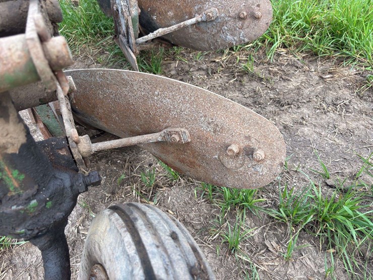 john-deere-14-image-19