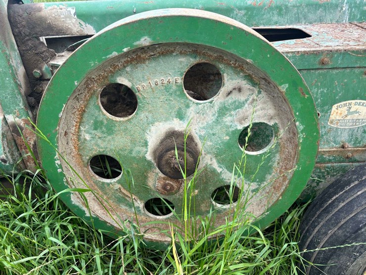 john-deere-baler-image-30