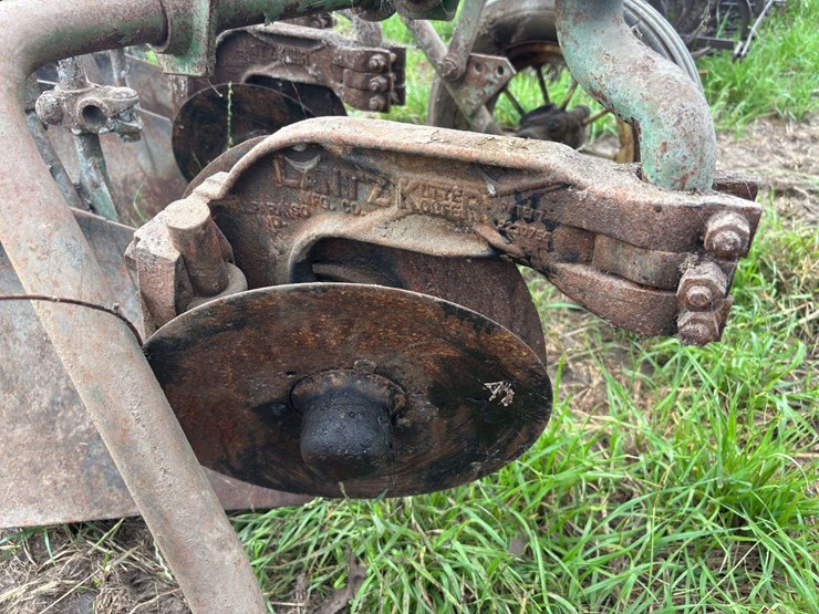 john-deere-14-image-10