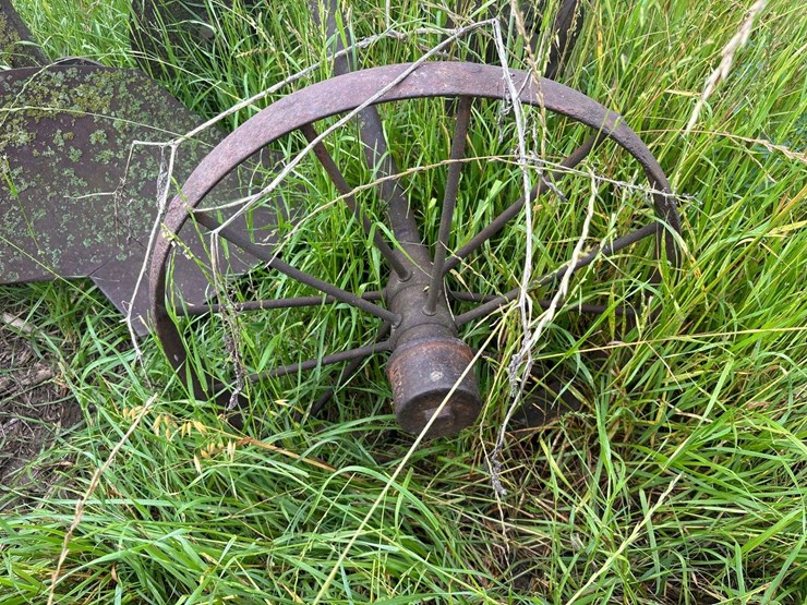 2-bottom-14”-plow-image-10