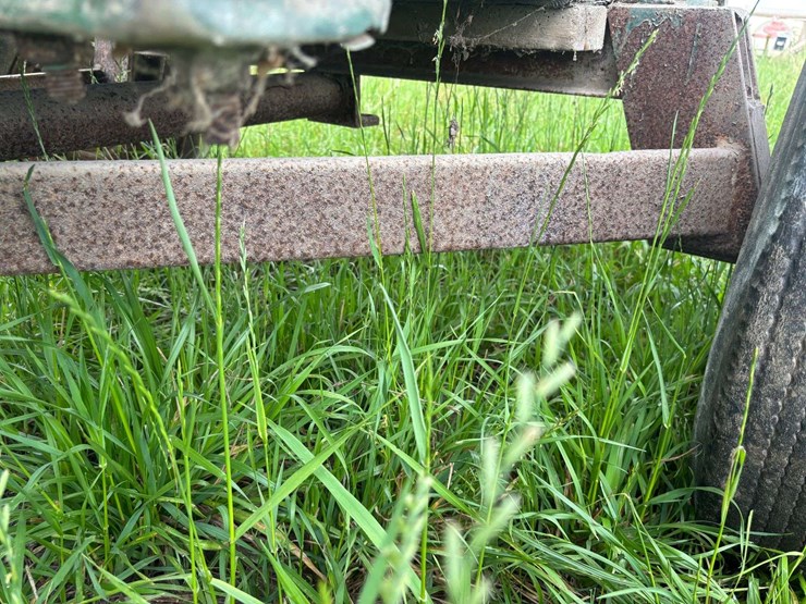 john-deere-flare-box-and-running-gear-image-9