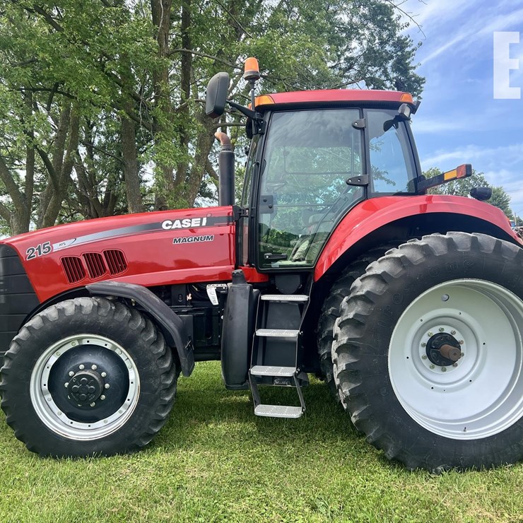 2010 CASE IH MAGNUM 215