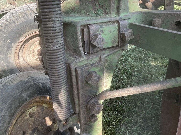 john-deere-disk-plow-image-17