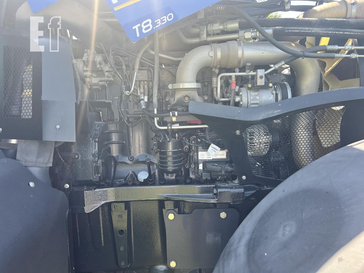 2013-new-holland-t8.330-image-10