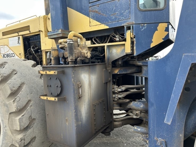 kobelco-lk1150-ii-wheel-loader-image-23