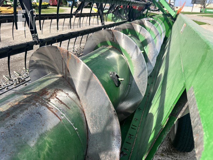 2009-john-deere-630f-image-17
