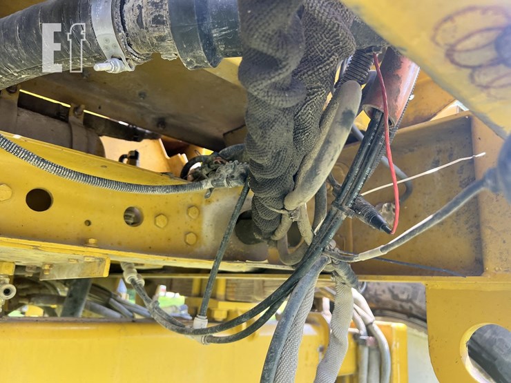 ag-chem-rogator-854-image-33