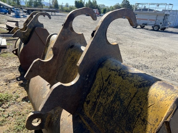 caterpillar-330b-image-4