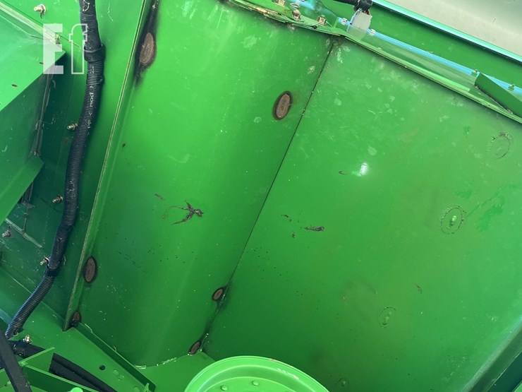 2005-john-deere-9560-sts-image-39