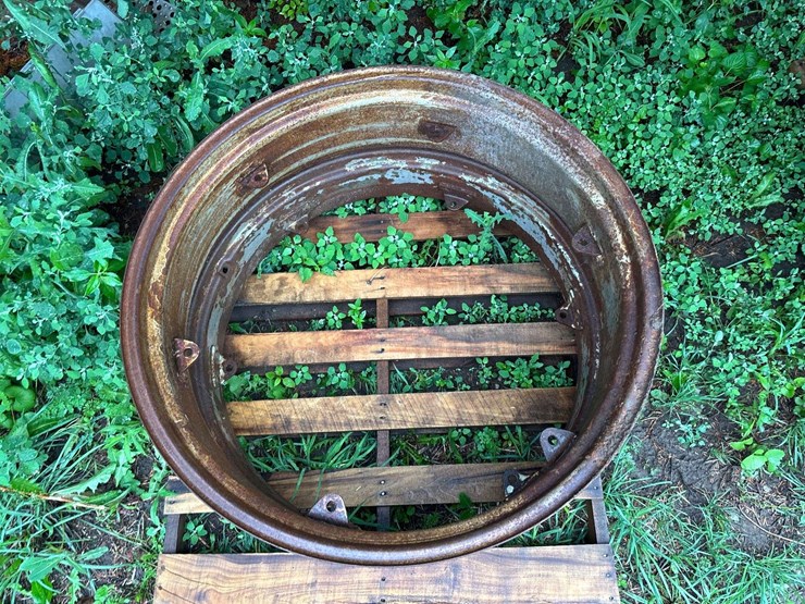 (2)-9”-by-37”-rims-image-4