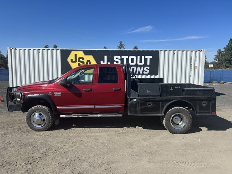2009-dodge-ram-3500-image-2