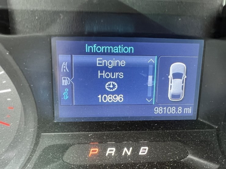 2015-ford-explorer-image-30