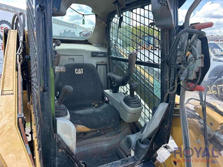 caterpillar-279c-image-10