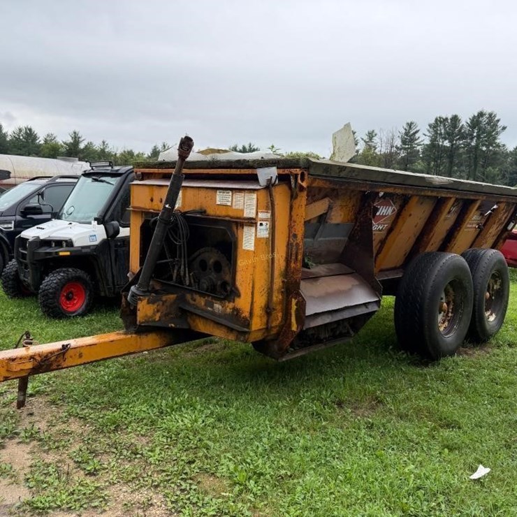 KUHN KNIGHT 8118