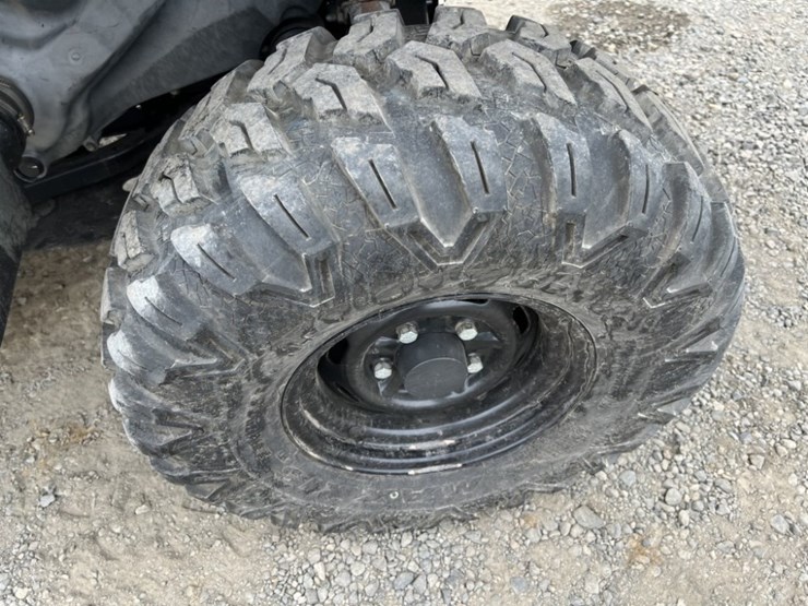 2015-john-deere-gator-image-12