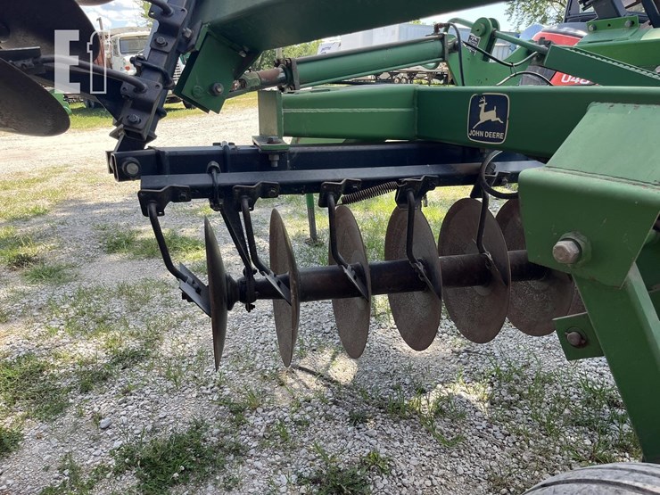john-deere-630-image-9