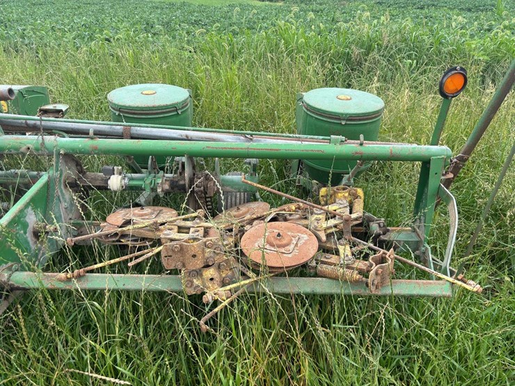 john-deere-1240-image-12