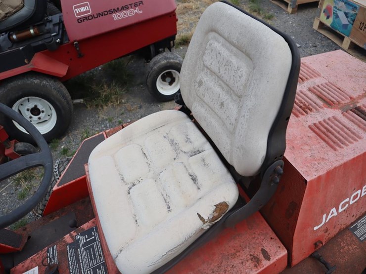 jacobson-riding-mower-image-19