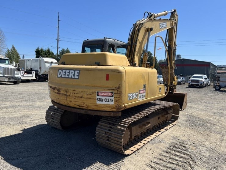 2008-deere-120c-image-4