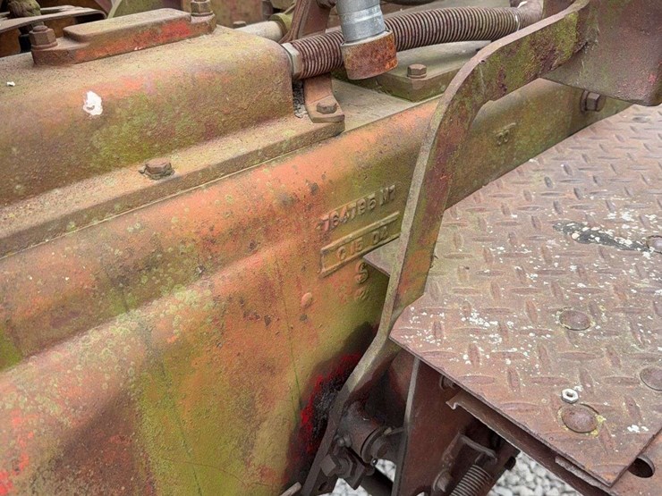 massey-ferguson-44-image-4