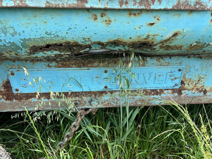 gardner-denver-air-compressor-unit-and-cart-image-23