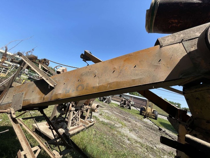 minneapolis-moline-1200-corn-sheller-image-63