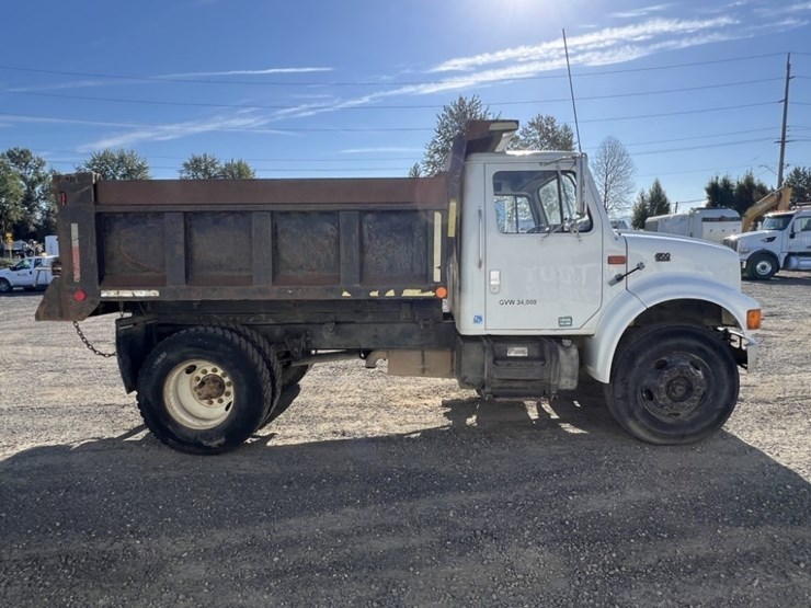 2000-international-4700-image-4
