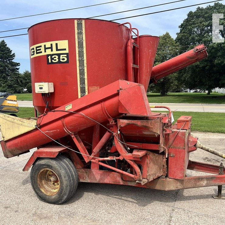 GEHL MX135