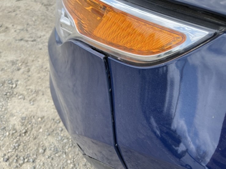 2015-ford-explorer-image-11