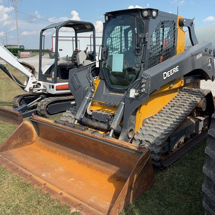 2012 DEERE 333G