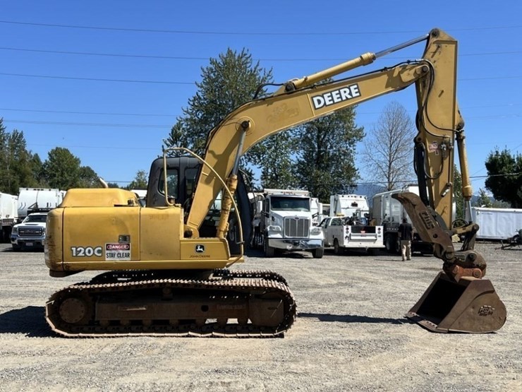 2008-deere-120c-image-3