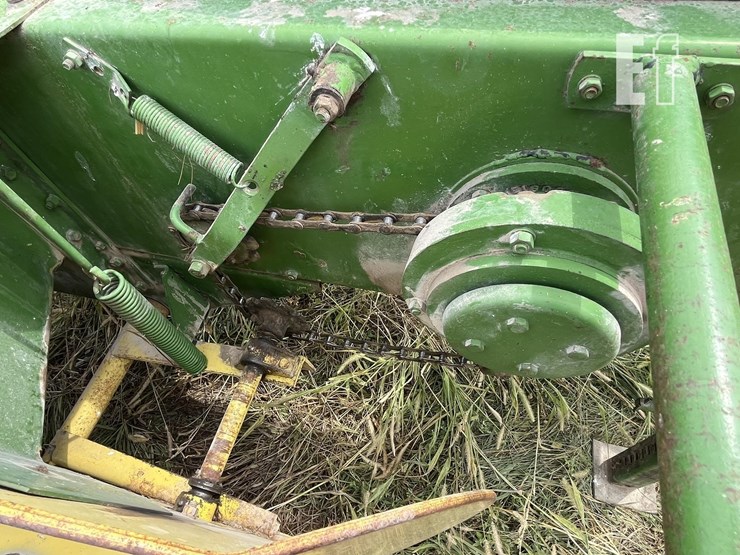 john-deere-24t-image-11