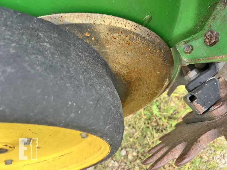 1994-john-deere-7200-image-4