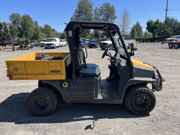 2018-hustler-mdv-1200-d-utility-cart-image-3