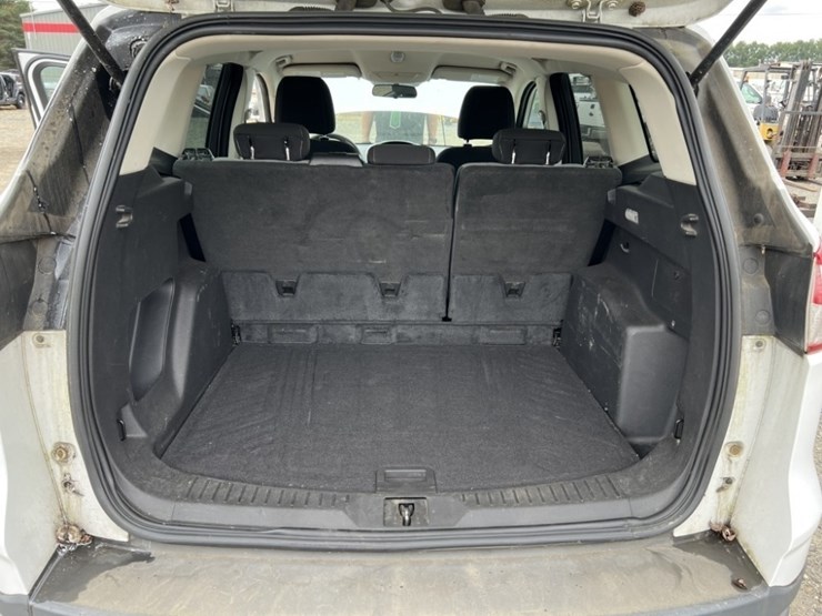 2013-ford-escape-image-32