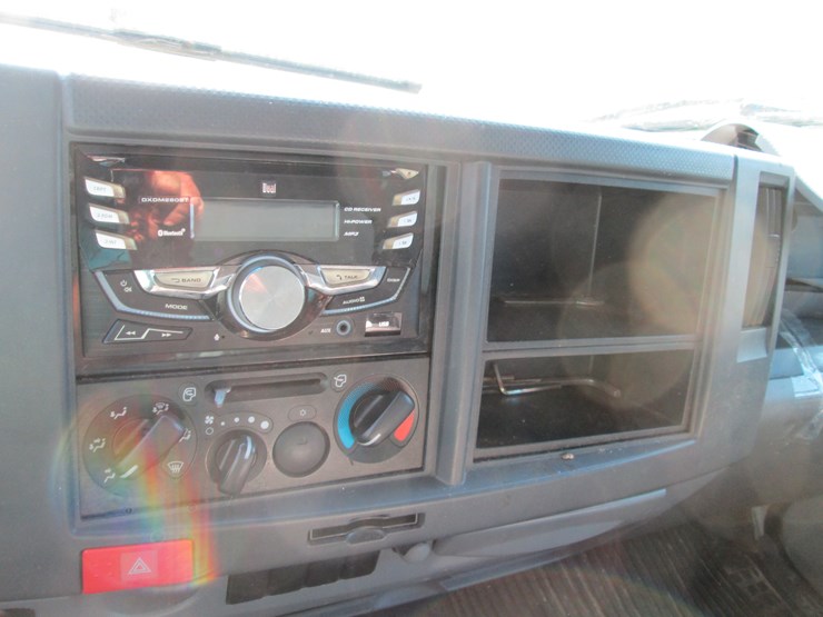 2011-isuzu-fsd-image-36