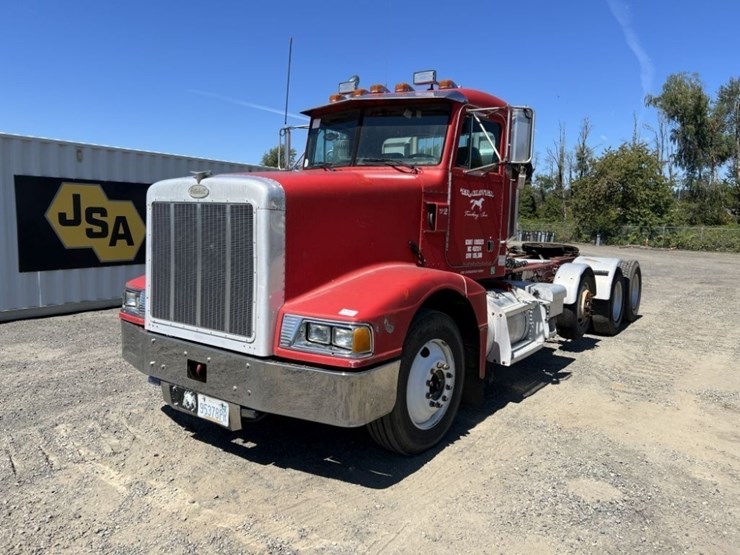 1997-peterbilt-567-image-1