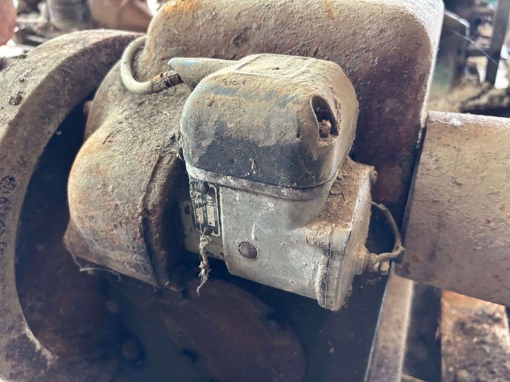 1-1/2-to-2-1/2-hp-international-harvester-la-engine-image-7