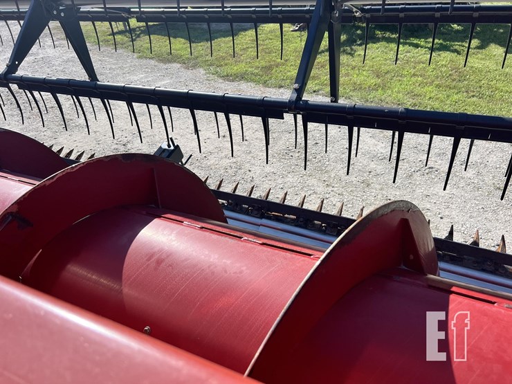 2012-case-ih-3020-image-19