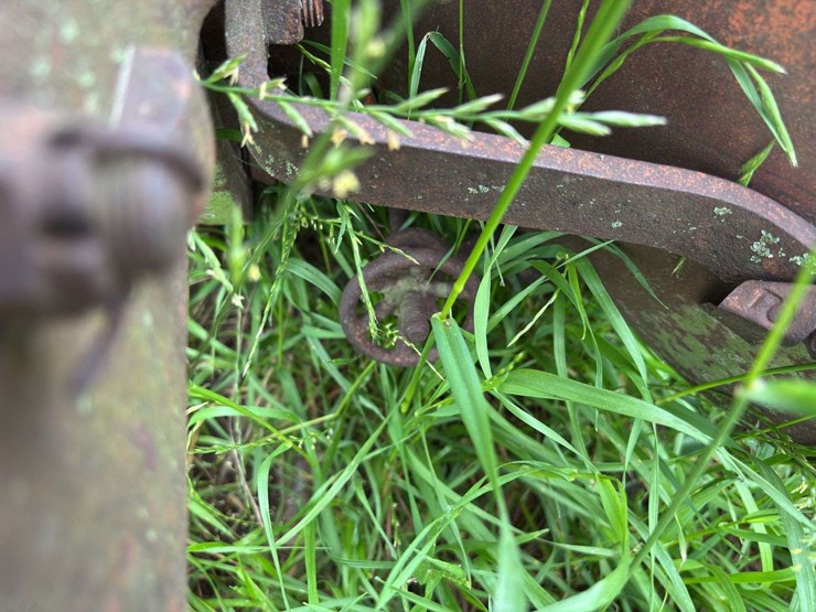 2-bottom-14”-pull-type-plow-image-39