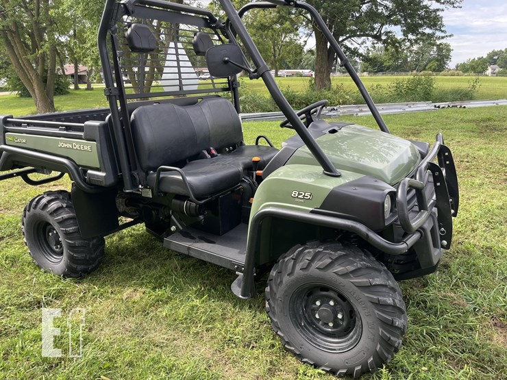 2011-john-deere-gator-xuv-825i-image-9