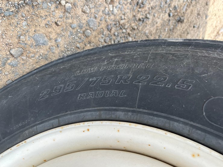 international-9400-image-9