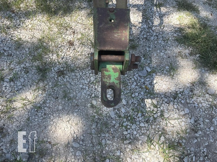 john-deere-630-image-11